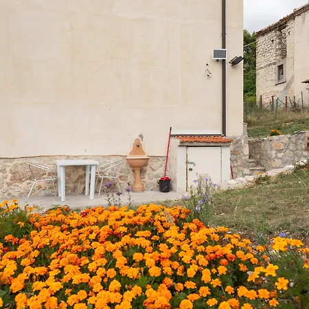 Dom wakacyjny Casa Vacanze Frattura