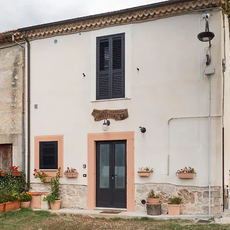 Holiday home Casa Vacanze Frattura